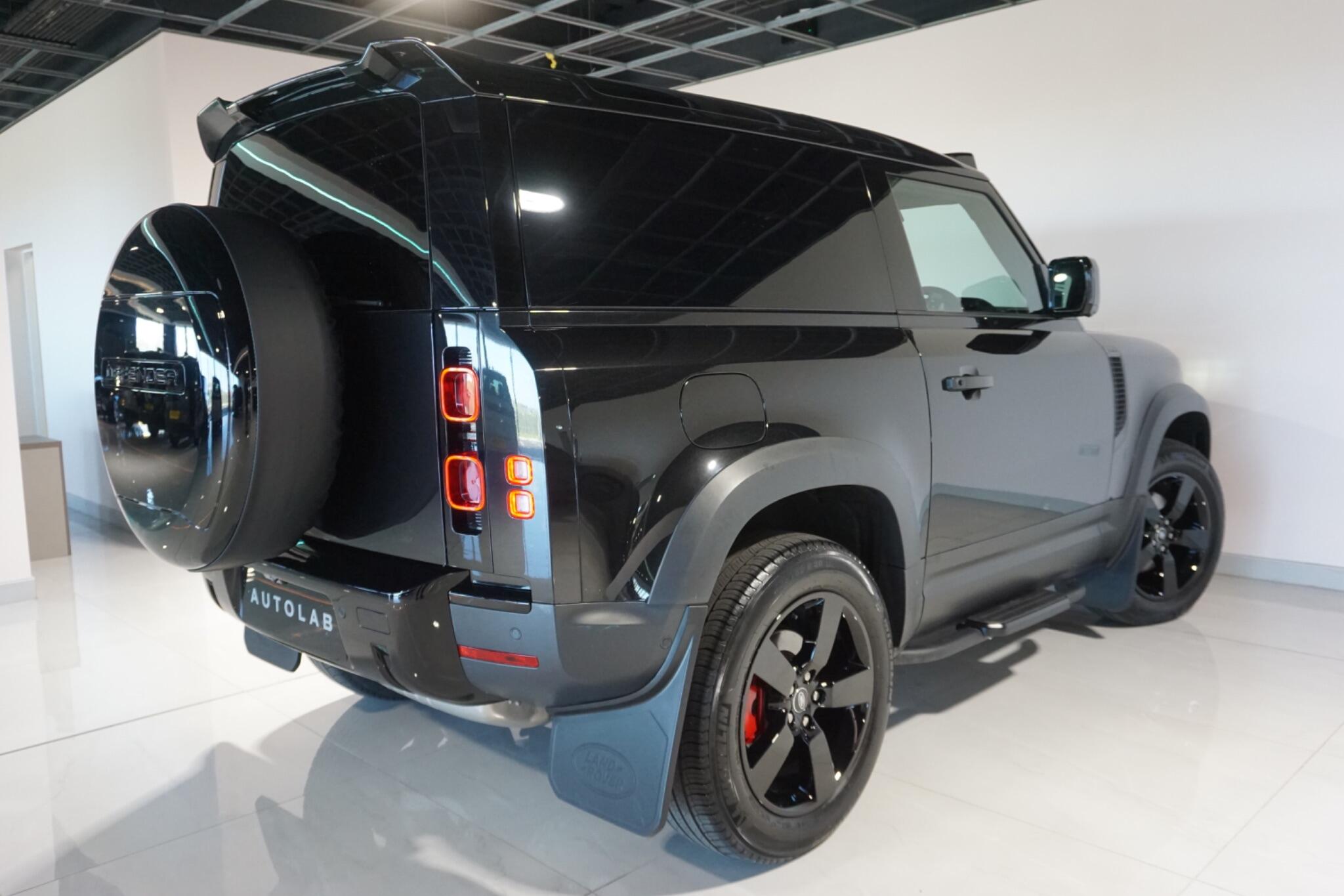 Land Rover Defender 90 3.0 D250 MHEV Hard Top SUV 3dr Diesel Auto 4WD SWB Euro 6 (s/s) (250 ps)